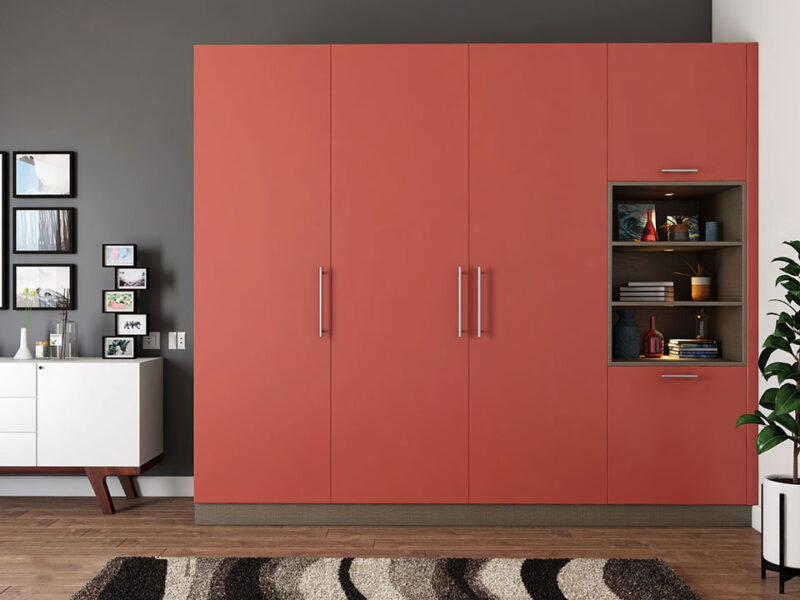 Шкаф распашной «Песке»