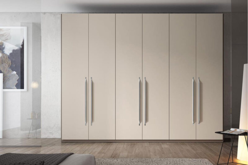 Шкаф распашной «Варци»